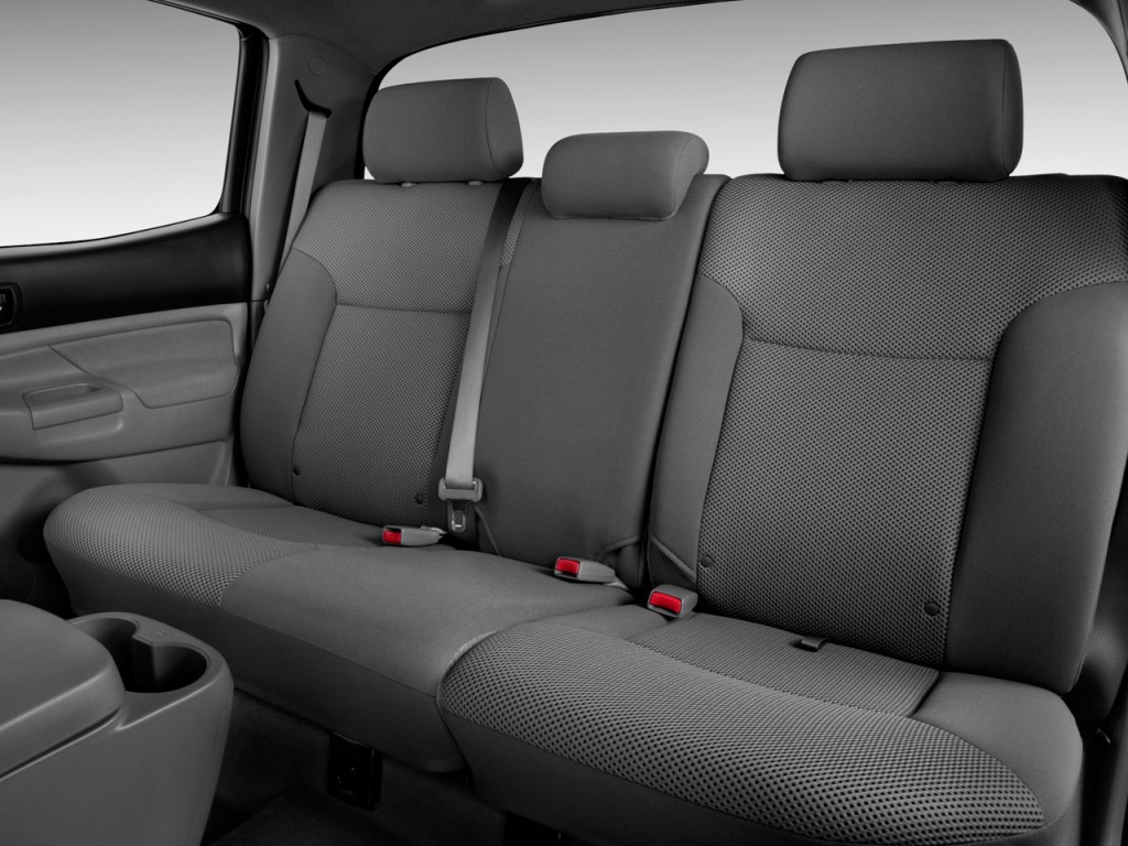 Image: 2011 Toyota Tacoma 2WD Double I4 AT PreRunner (GS) Rear Seats ...