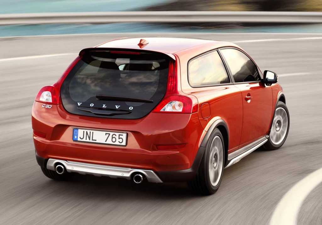 Report: Volvo XC30 Crossover Due In 2013