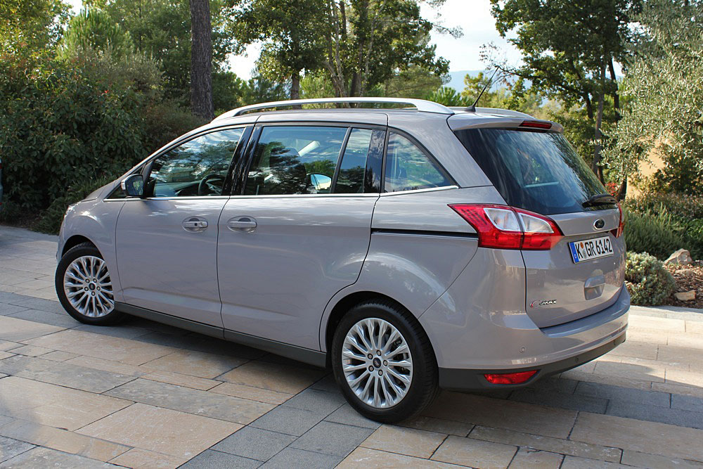 Симакс. Ford c Max 2012. Ford c Max универсал. Ford c Max 1006. Форд CMAX 3012.