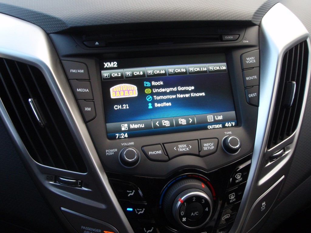 2012 Hyundai Veloster Six-Month Road Test: Infotainment Issues