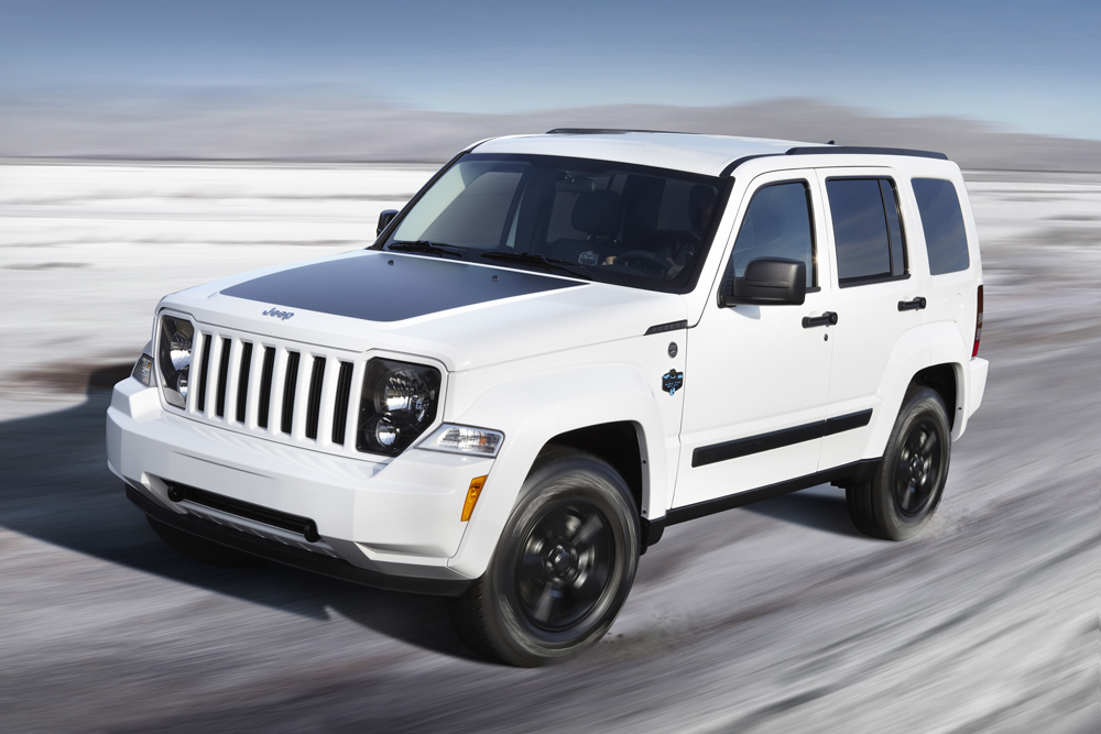 Jeep Liberty Officially Dies On August 16 lead image