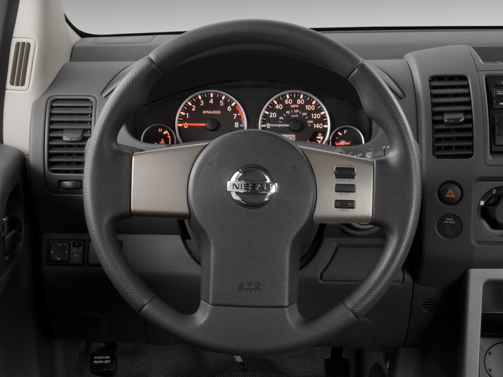 Image 2012 Nissan Pathfinder 4WD 4door V6 SV Steering Wheel, size