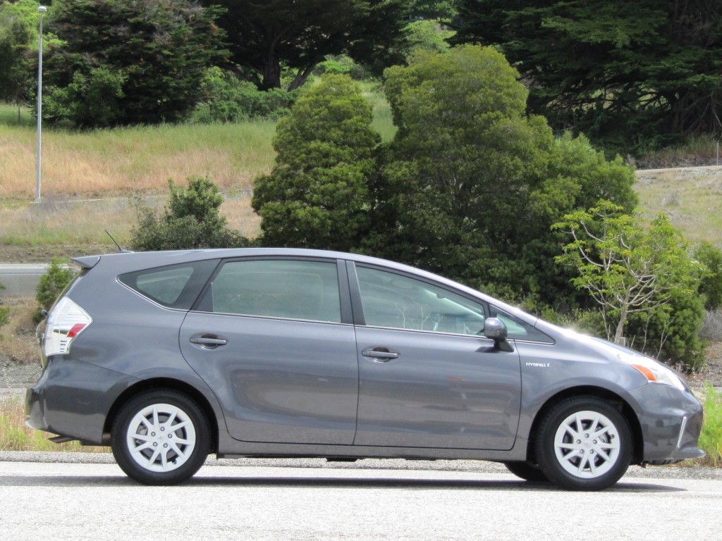 2012 Toyota Prius Lineup Grows With Prius V, Plug-In Models