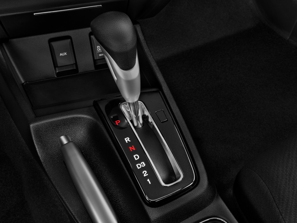 Image 2013 Honda  Civic 4 door Auto EX Gear Shift size 