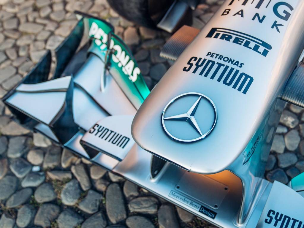 Voiture de Formule 1 Mercedes-Benz AMG W04 2013 pilotée par Lewis Hamilton - Crédit photo : RM Sotheby's