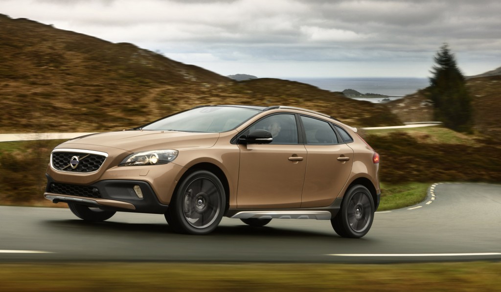 2013-volvo-v40-cross-