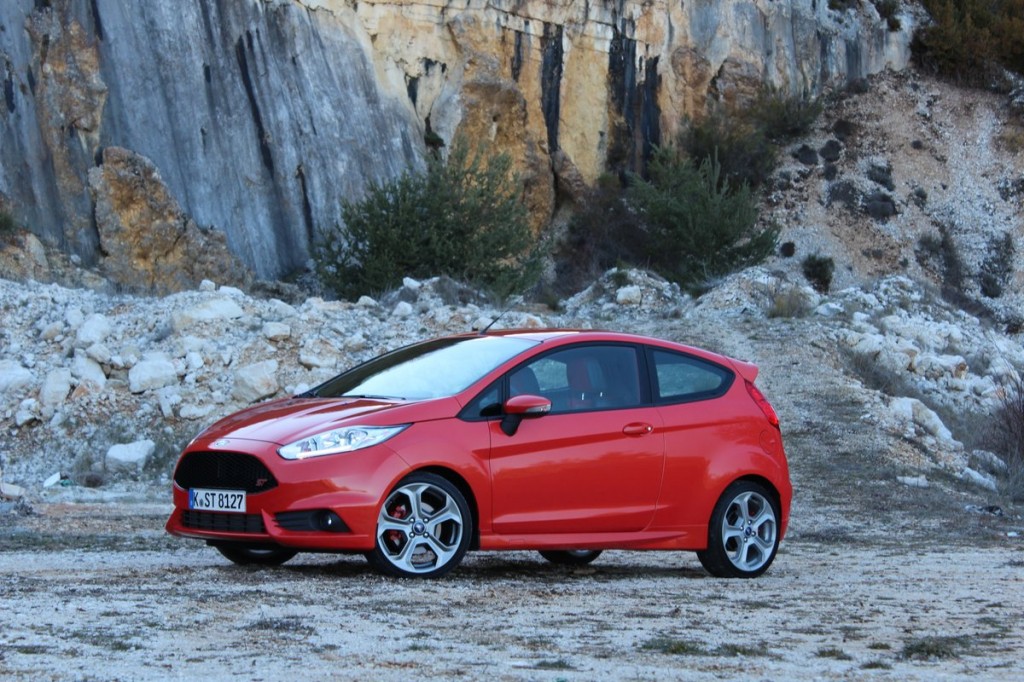  Revisión del primer manejo del Ford Fiesta ST 2014