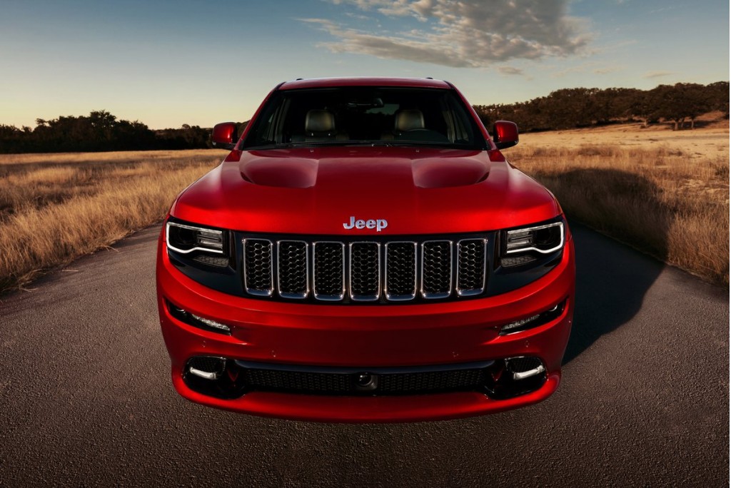 1.3 million Chrysler, Dodge, Jeep vehicles recalled for alternator failure, sudden airbag deployment lead image