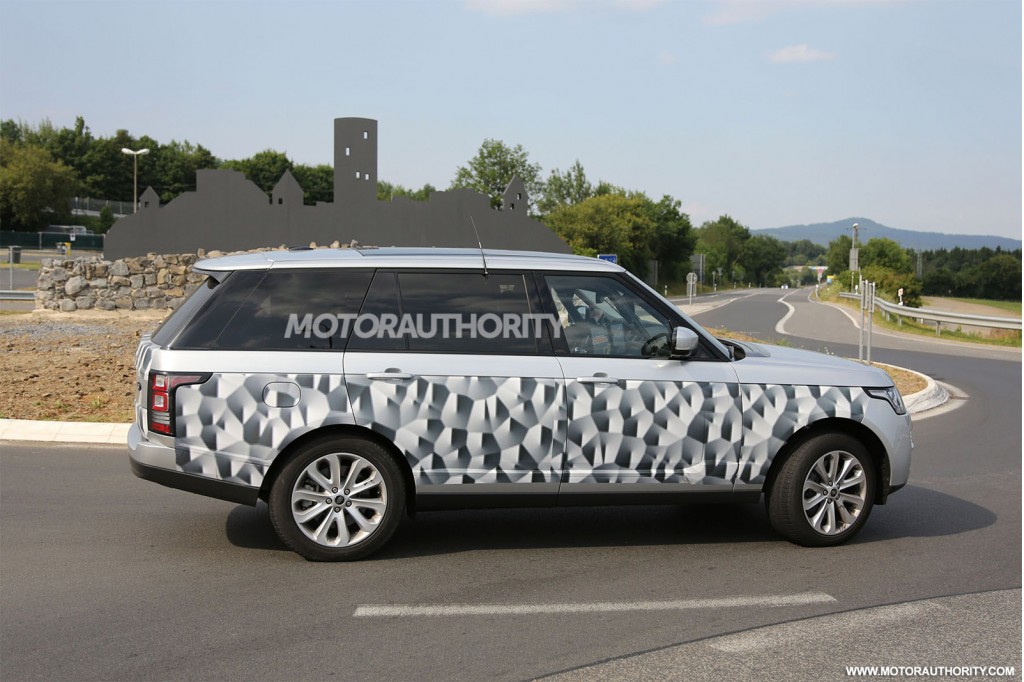2014 Land Rover Range Rover long-wheelbase model spy shots