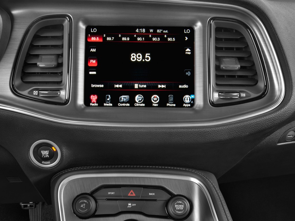 Image: 2015 Dodge Challenger 2-door Coupe SXT Audio System, size: 1024