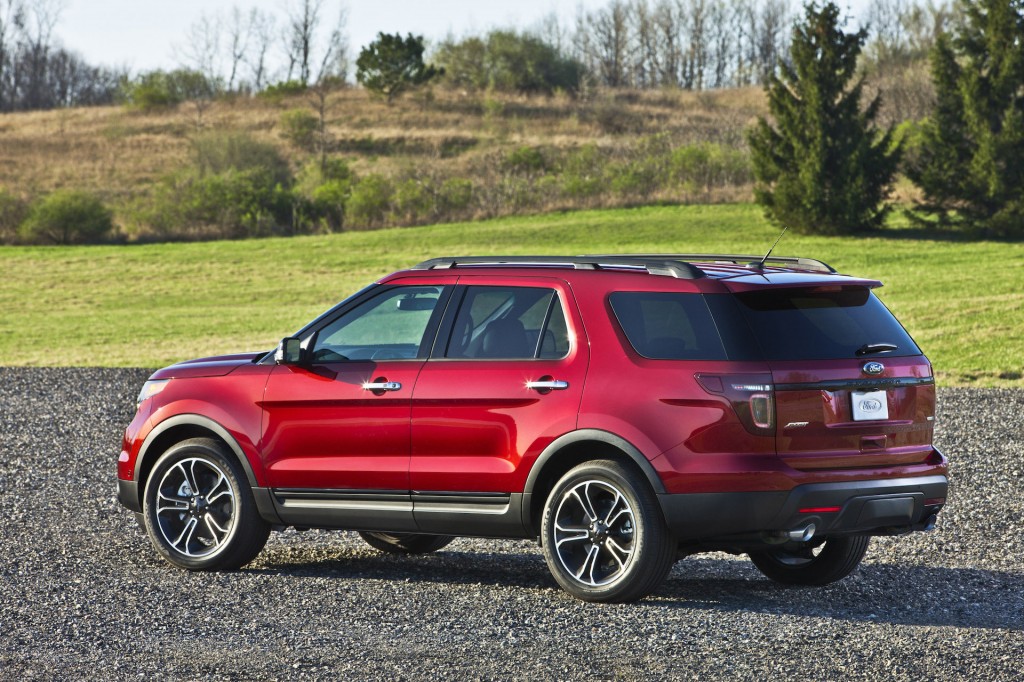 Next Ford Explorer To Adopt Rear Wheel Drive Platform Spawn Lincoln Report