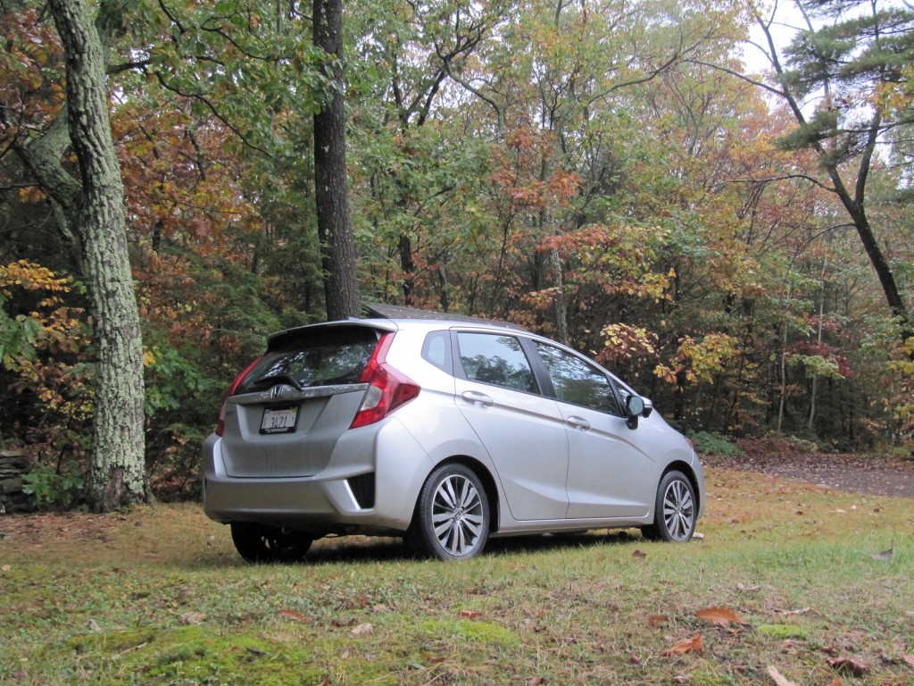 2015 honda fit gas mileage true 40 mpg subcompact or not 2015 honda fit gas mileage true 40 mpg