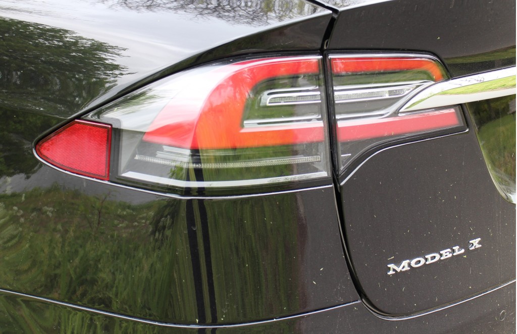 tesla model x for trailer towing edmunds is not convinced