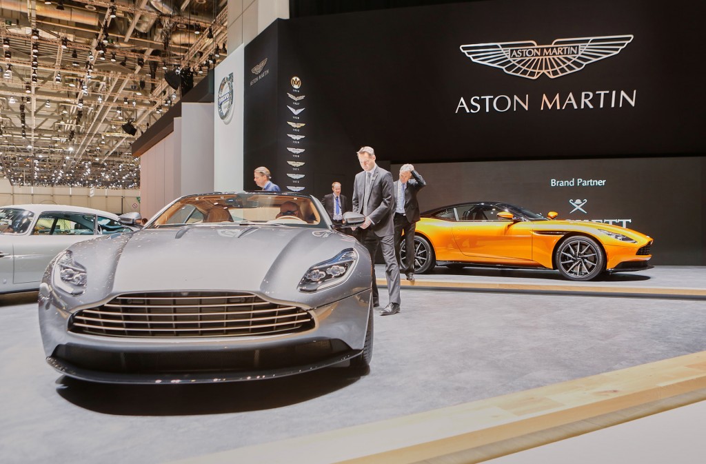 2017-aston-martin-db11-2016-