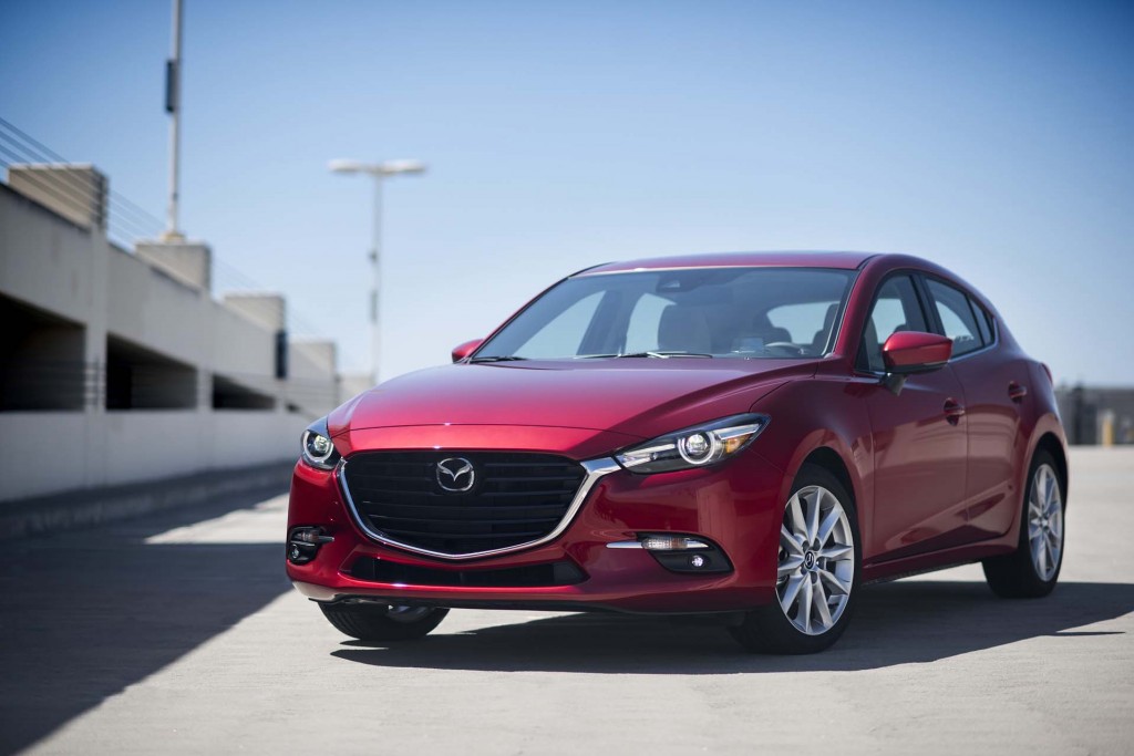2018 Mazda 3 adds safety tech, drops F1-inspired regenerative braking lead image