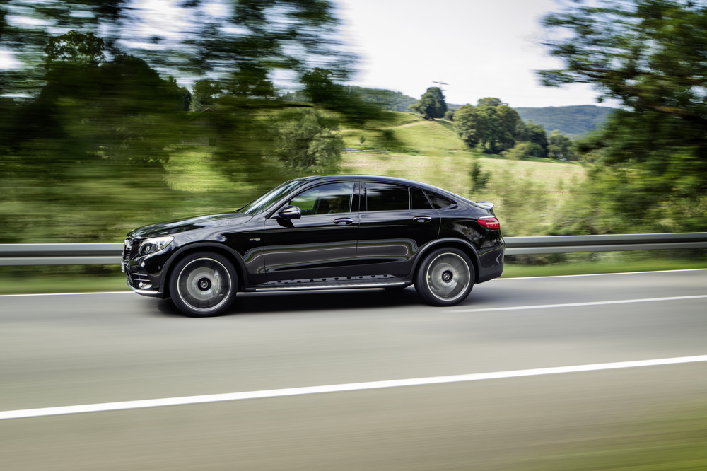 17 Mercedes Amg Glc43 Coupe Drops Cover Ahead Of Paris Auto Show