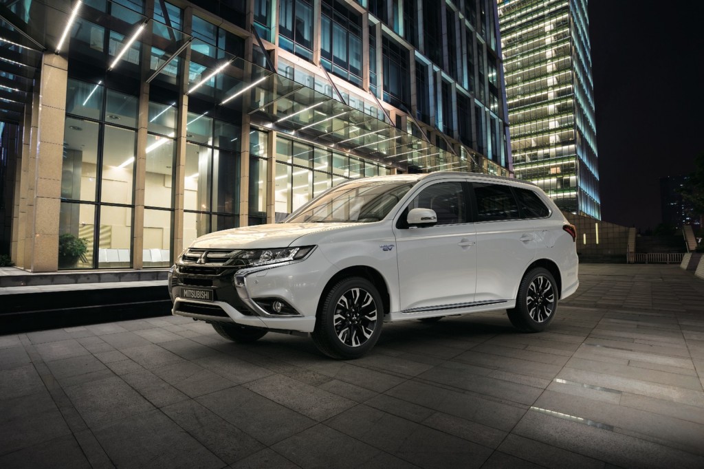 2017 Mitsubishi Outlander Plug-In Hybrid