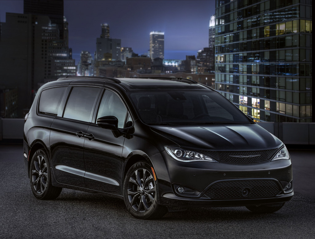 Chrysler hot sale vans 2018