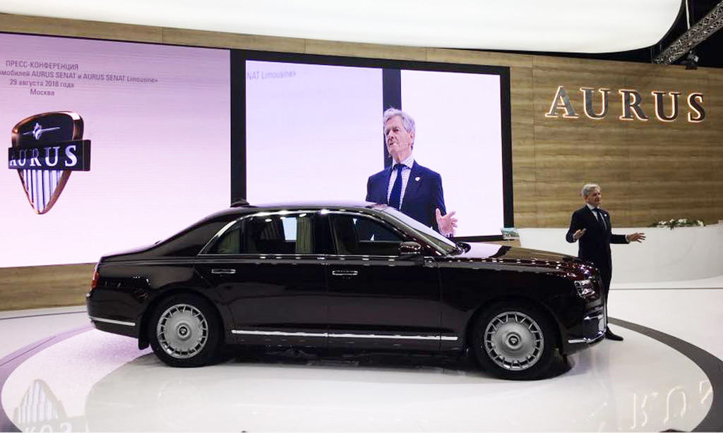 Aurus Senat Civilian Version Of Putin S Limo Makes 18 Moscow Auto Show Debut