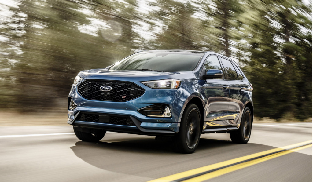 Hot crossover: 2019 Ford Edge ST to cost $43,350 lead image