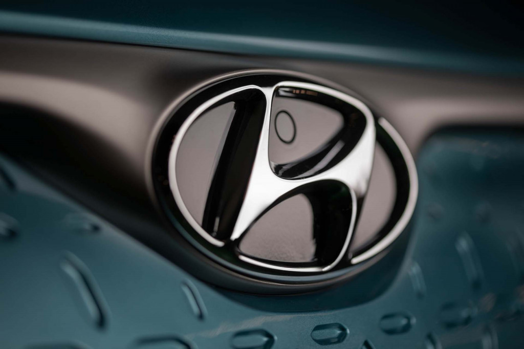 Buy a car and Hyundai could pay off some of your student loan debt