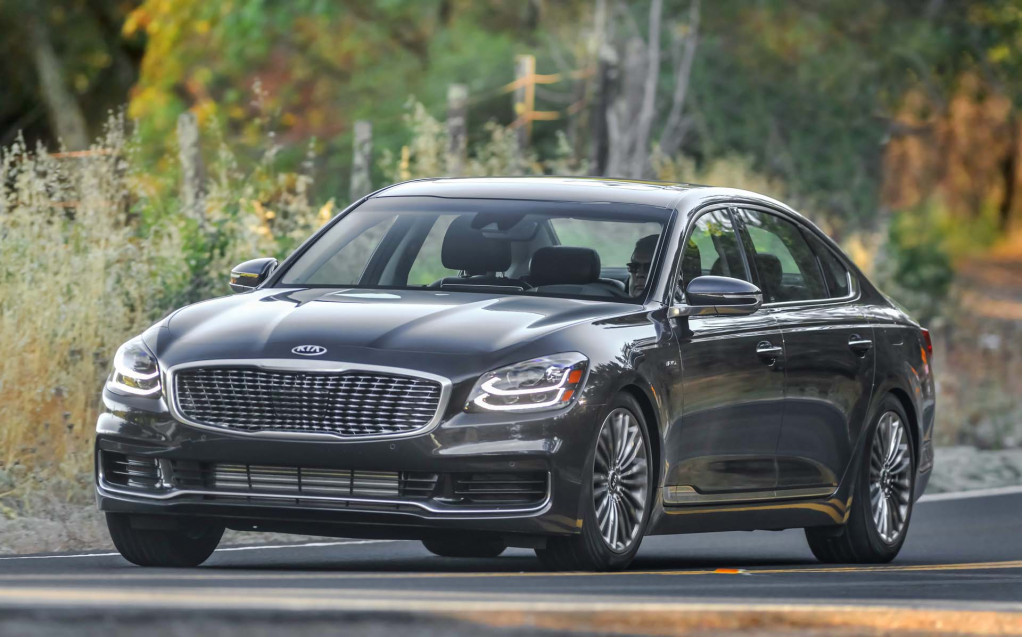 2019 Kia K900 review, 2019 Jaguar F-Pace SVR driven, Tesla self-driving robo-taxis: What's New @ The Car Connection lead image