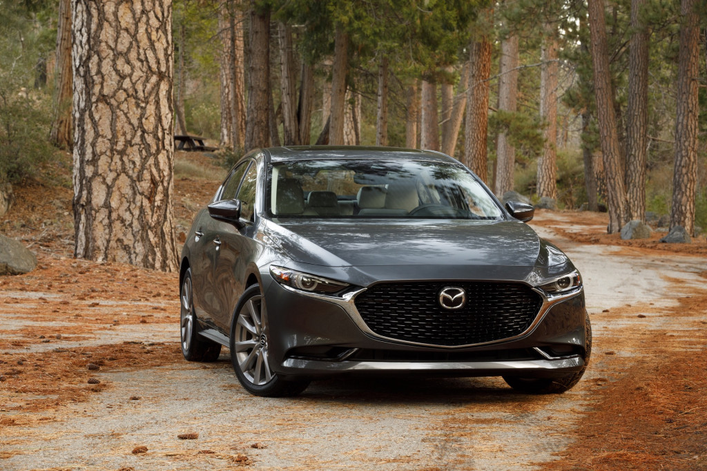 2019 Mazda 3 earns top marks from IIHS lead image