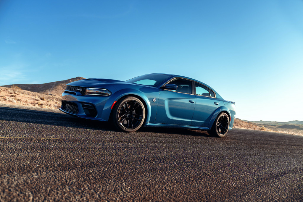 2020 Dodge Charger starts at $31,390, comes in three widebody models lead image