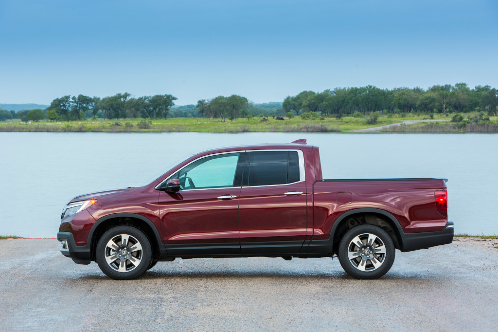 2020 Honda Ridgeline Review Ratings Specs Prices And Photos The Car Connection