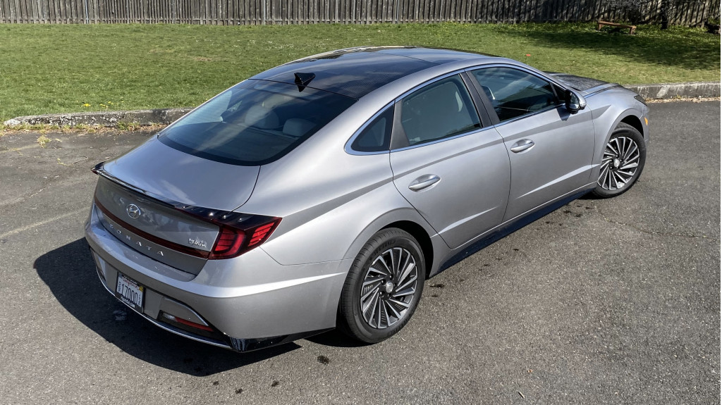 2020 hyundai sonata hybrid what to expect from its mpg boosting solar roof 2020 hyundai sonata hybrid what to