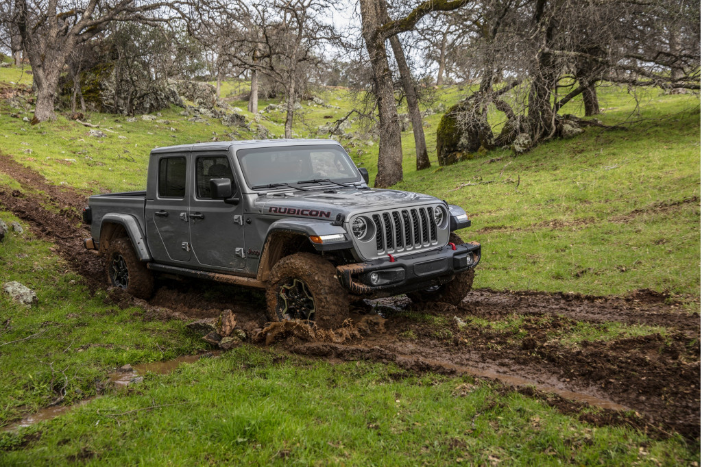First drive review: 2020 Jeep Gladiator truck tackles off-road terrain that  competitors can't