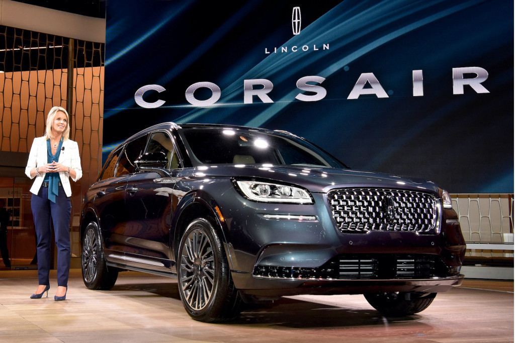 Lincoln appeals to millennials and women with Phone As A Key function for Corsair lead image
