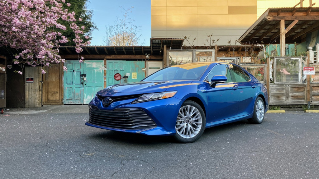 2020 Toyota Camry Hybrid XLE - Powered - Portland OR, April 2020