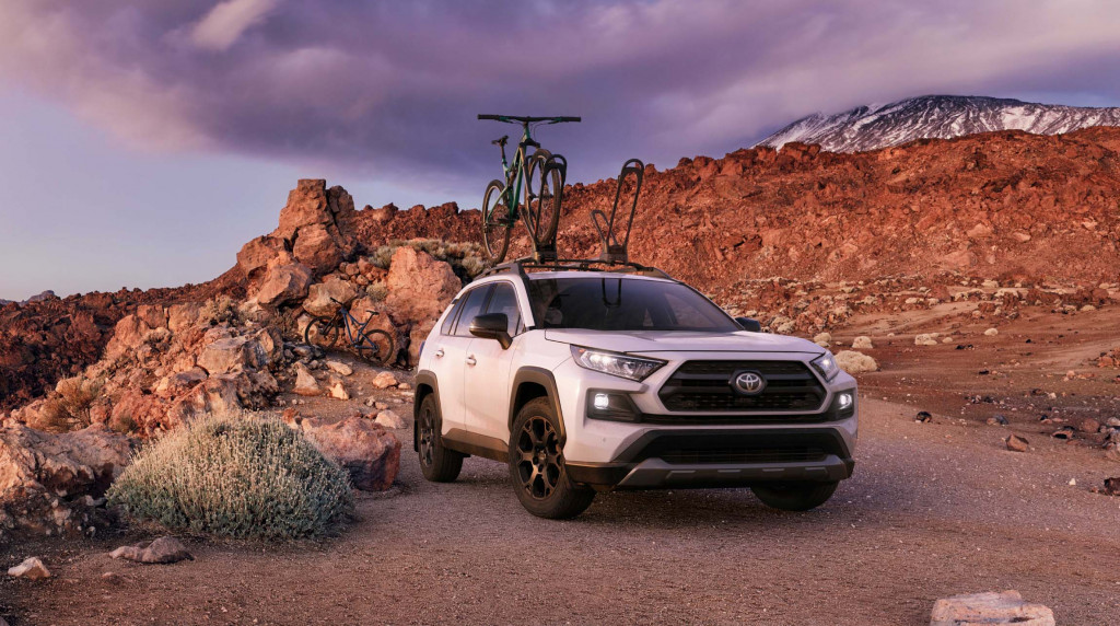 2020 Toyota RAV4 comes with a higher price, better tech, and a new TRD Off-Road package lead image