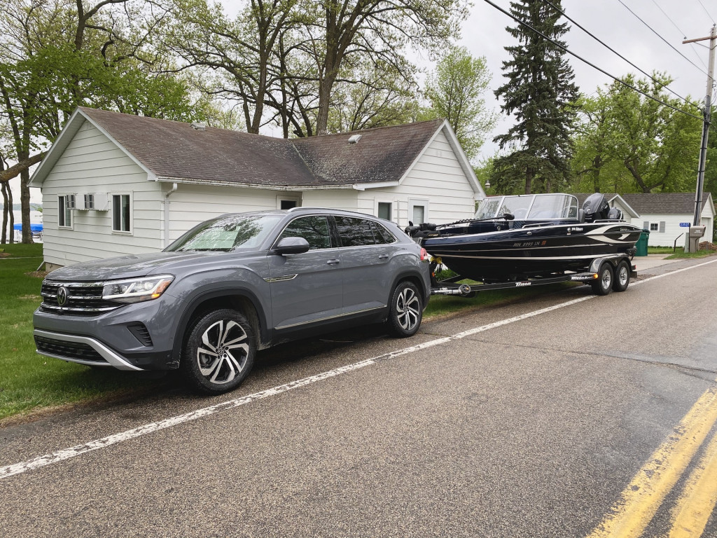 How much should I tow with my crossover SUV?