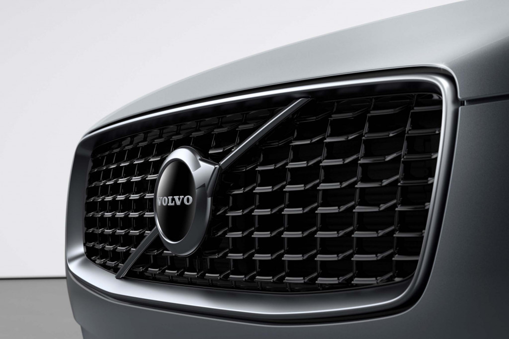 Volvo rolls out post-crash checklist for drivers
