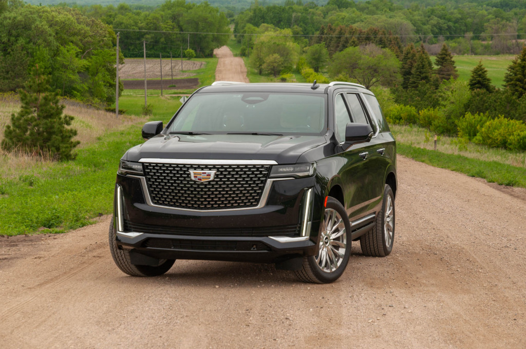 Review update: 2021 Cadillac Escalade with Super Cruise rides like a first-class road king