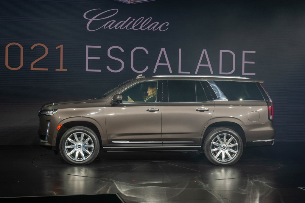 2021 Cadillac Escalade Suv Finally Arrives Reach Out And Touch
