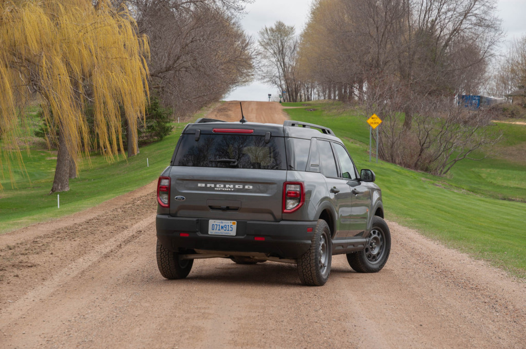 ford escape 2021 ground clearance