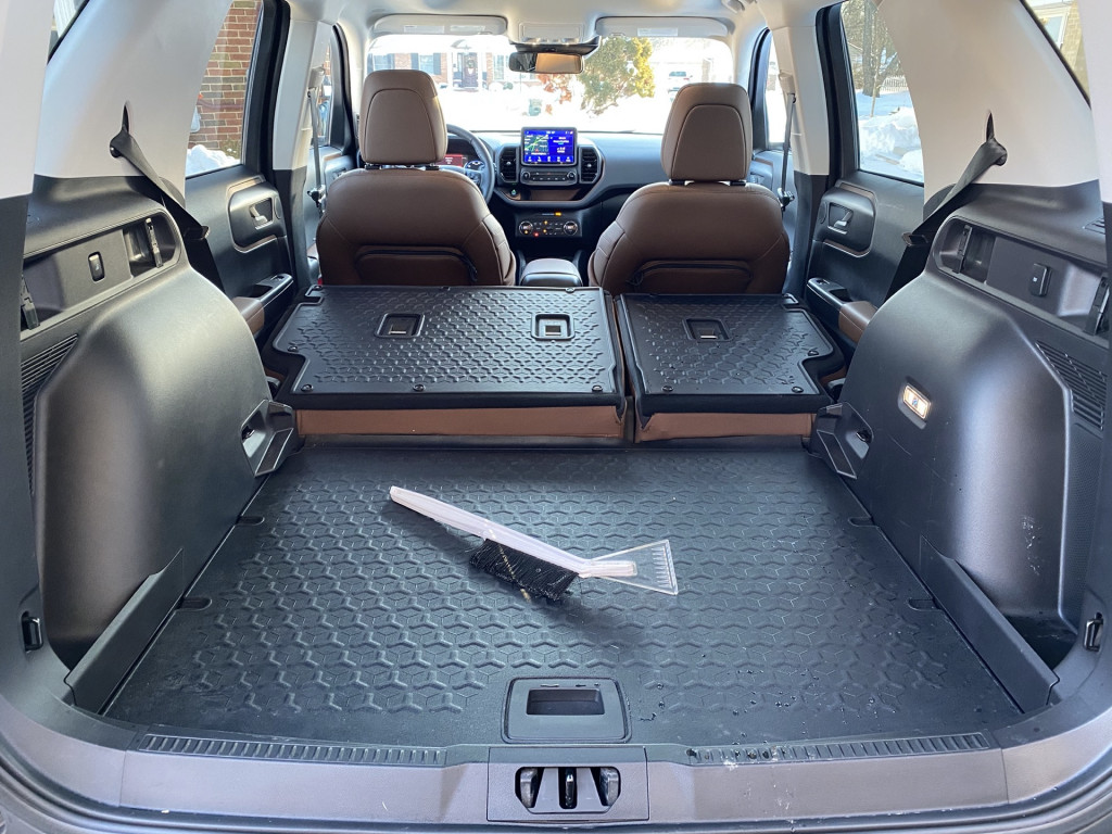 2021 Ford Bronco Sport vs 2021 Toyota RAV4 Compare Crossover SUVs