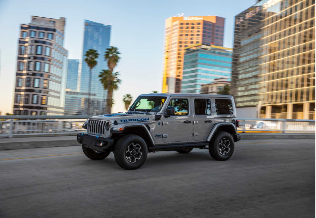 2021 Jeep Wrangler plugs in, Grand Wagoneer concept makes big mark, GM and Honda pair up: What's New @ The Car Connection lead image