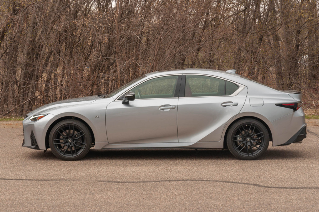 Review update 2021 Lexus IS 350 F Sport stands out from the