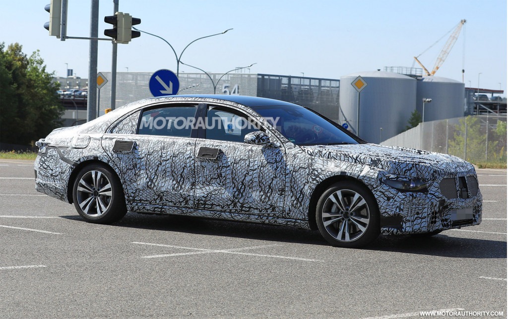 2021 Mercedes-Benz EQS spy shots