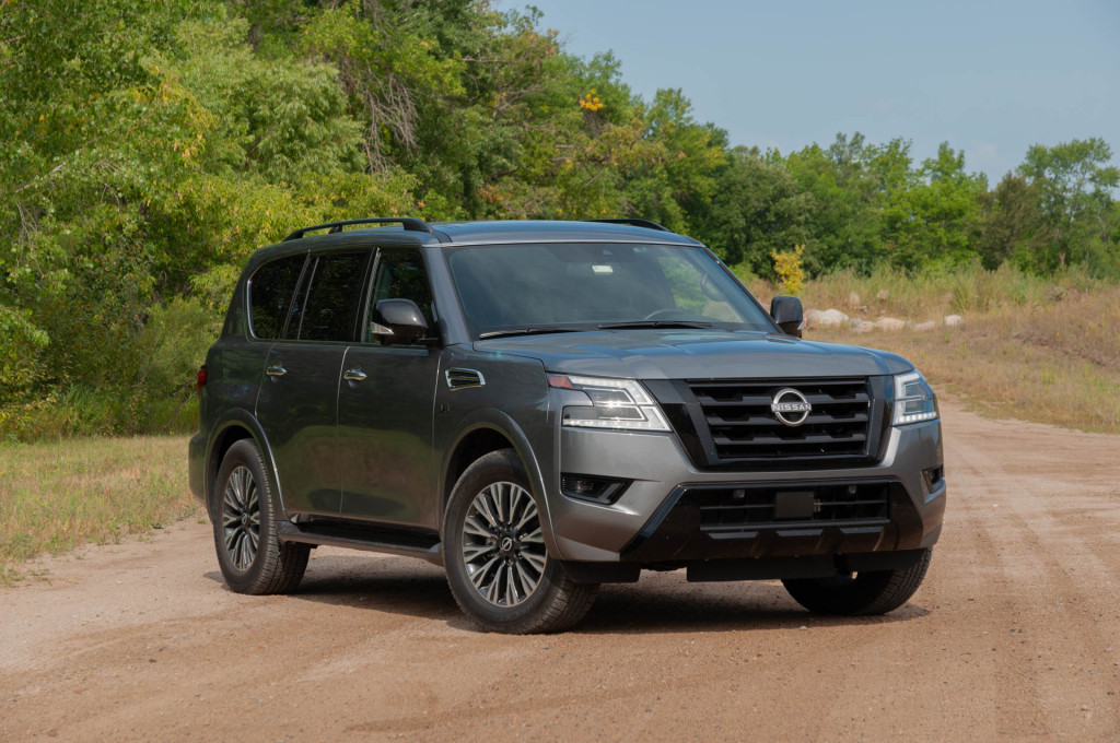 Review update 2021 Nissan Armada attacks big SUVs with small upgrades