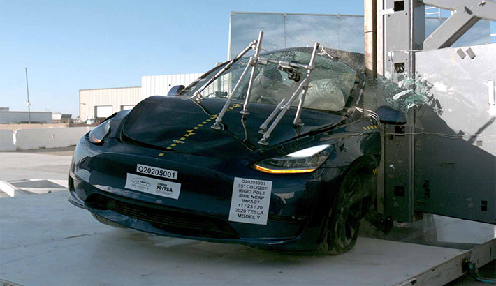 2021-tesla-model-y--u-s-ncap-crash-testing_100776550_l.jpg
