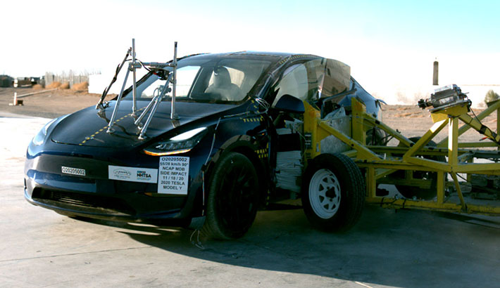 2021-tesla-model-y--u-s-ncap-crash-testing_100776551_l.jpg