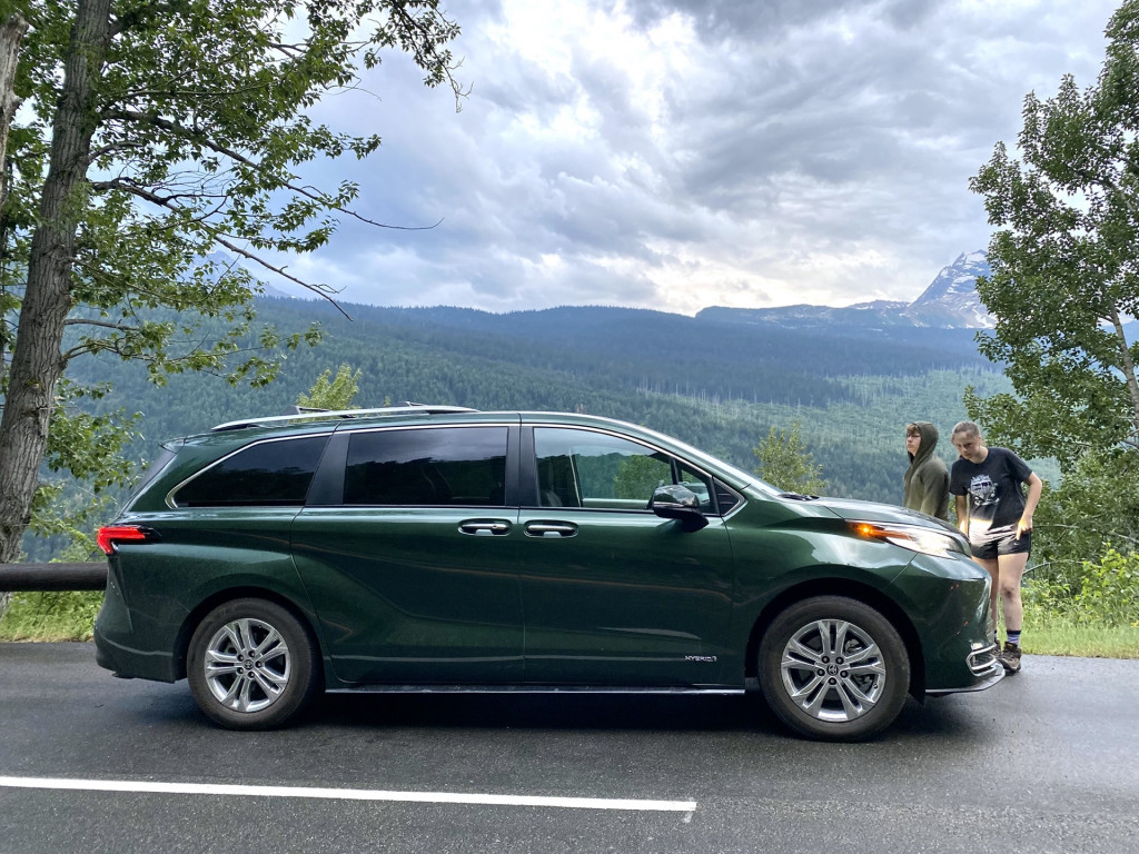 Review update: 2021 Toyota Sienna proves to be ideal road tripper