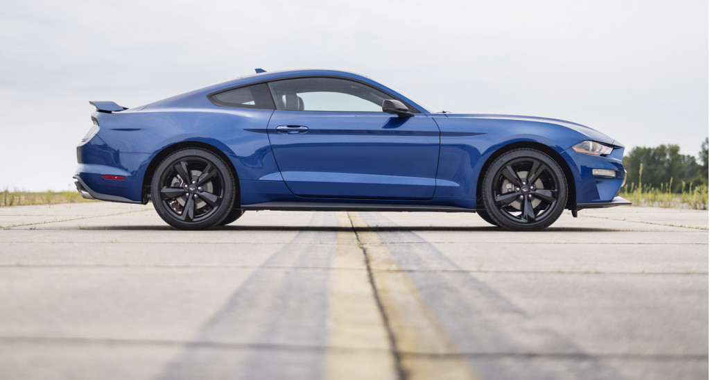 2022 Ford Mustang EcoBoost Stealth Edition