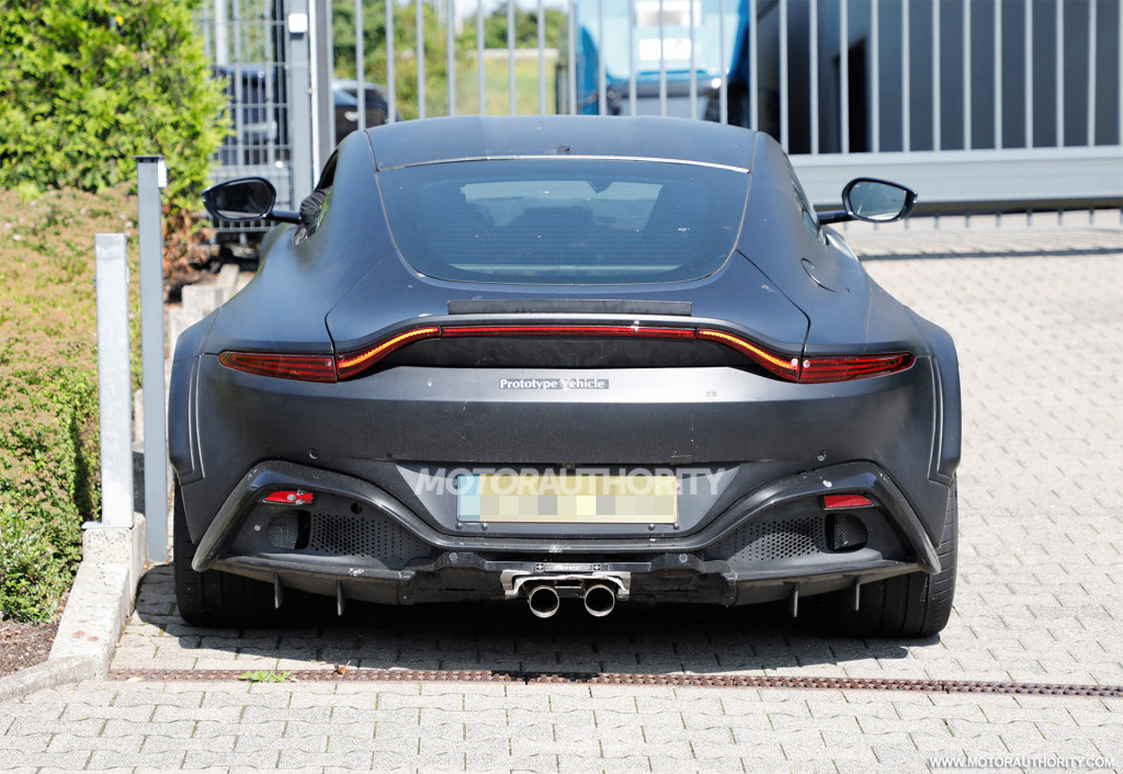 2023 Aston Martin Vantage V12 RS spy shots - Photo credit: S. Baldauf/SB-Medien