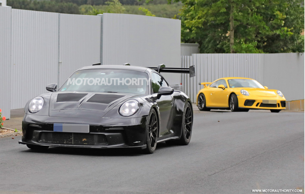 2023 Porsche 911 GT3 RS spy shots - Photo credit: S. Baldauf/SB-Medien